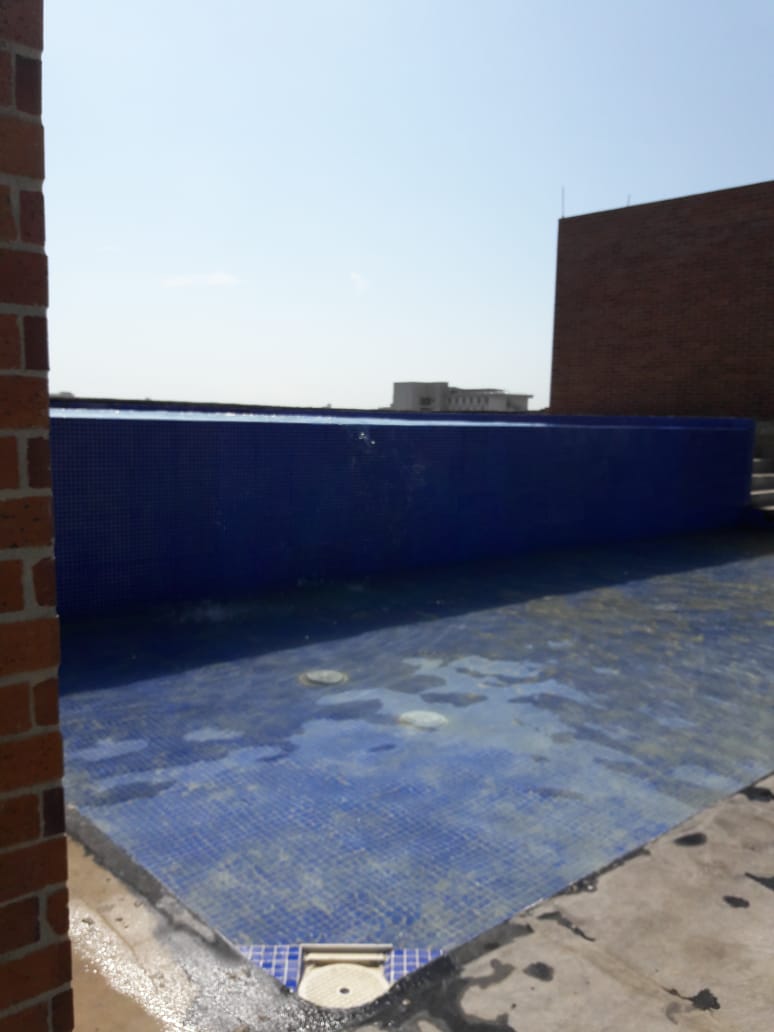 Equipos e insumos para piscinas